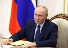 Путин наградил медалью ордена «Родительская слава» многодетную семью из Иркутской области
Путин наградил медалью ордена «Родительская слава» многодетную семью из Иркутской области