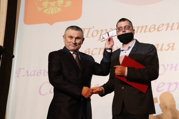 
			Сергей Сайфулин вступил в должность главы Ушаковского МО		