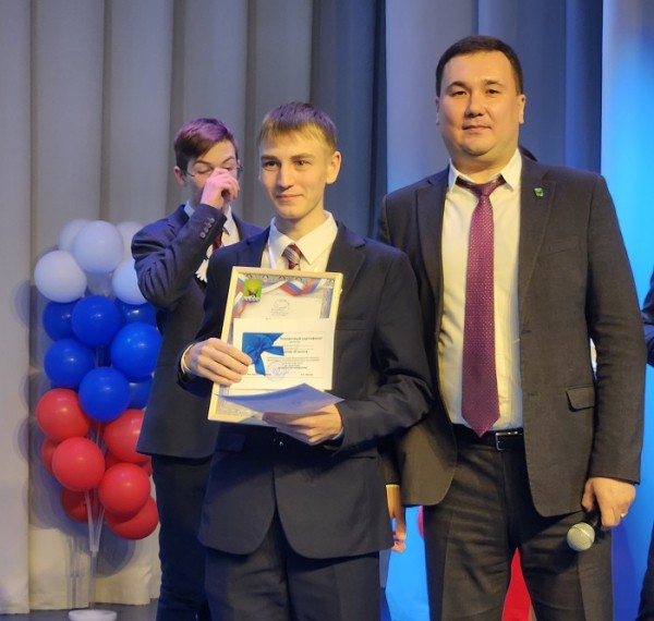 Анастасия Шодноева из Хомутовской школы № 1 стала Учеником года Иркутского района
Анастасия Шодноева из Хомутовской школы № 1 стала Учеником года Иркутского района