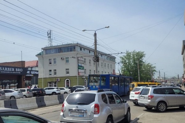 
                Прокуратура проводит проверку по факту возгорания в трамвае в Иркутске
                
            