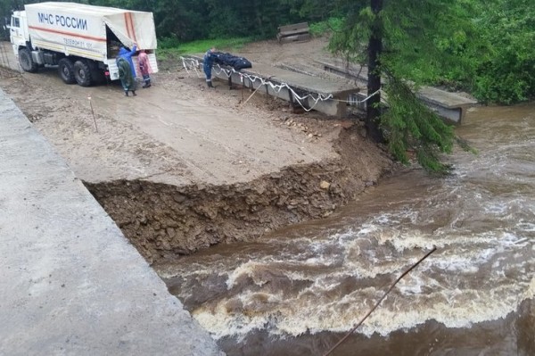 
                В МЧС сообщили о резком повышении уровня воды в реках Уда и Бирюса
                
            