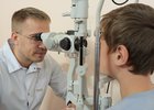 Иркутские врачи удалили шип от растения из глаза 11-летнего мальчика
Иркутские врачи удалили шип от растения из глаза 11-летнего мальчика