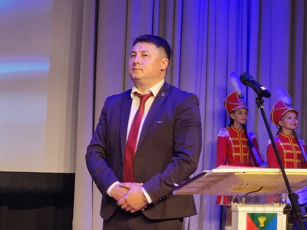 Инаугурация Алексея Иваненко состоялась в Хомутовском муниципальном образовании
Инаугурация Алексея Иваненко состоялась в Хомутовском муниципальном образовании