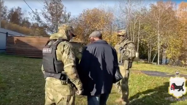 В Иркутске задержали глав этнических диаспор по подозрению в незаконной миграции В Иркутске задержали глав этнических диаспор по подозрению в незаконной миграции