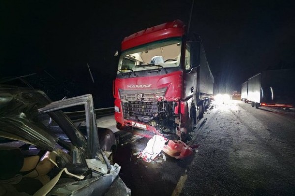 Пассажирка Chevrolet Lanos погибла после столкновения с КамАЗом в Тулунском районе
Пассажирка Chevrolet Lanos погибла после столкновения с КамАЗом в Тулунском районе