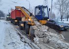 
                В Иркутске специалисты проводят противогололедную обработку дорог
                
            