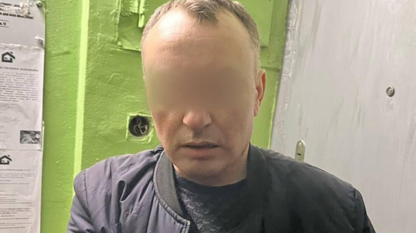 В Иркутске задержали мужчину, ударившего 12-летнюю девочку бутылкой по лицу