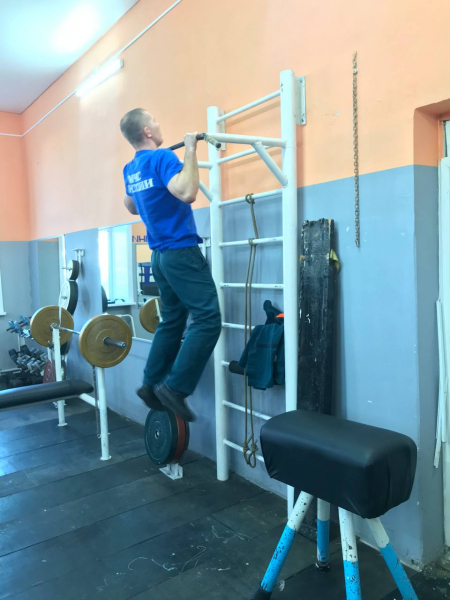 Команда пожарных-спасателей сдает нормативы ГТО
Команда пожарных-спасателей сдает нормативы ГТО