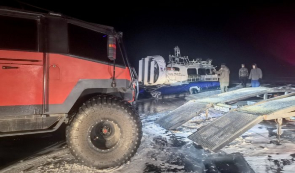 Внедорожник столкнулся с&nbsp;судном на&nbsp;Малом Море                            