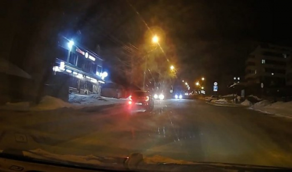 В Иркутске задержали 62-летнюю пьяную женщину за рулем иномарки (Видео) В Иркутске задержали 62-летнюю пьяную женщину за рулем иномарки (Видео)